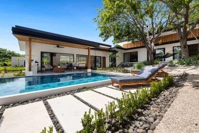 Casa Lago Senderos Tamarindo pool and terrace with modern design, Senderos Tamarindo luxury home Costa Rica