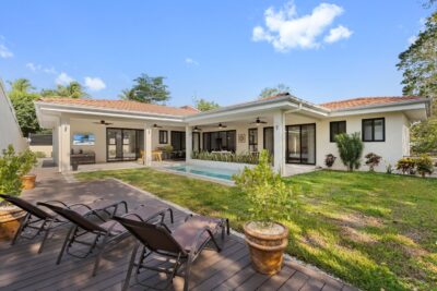 Casa Allison Playa Brasilito exterior with pool and garden yard, beach home Playa Brasilito Costa Rica