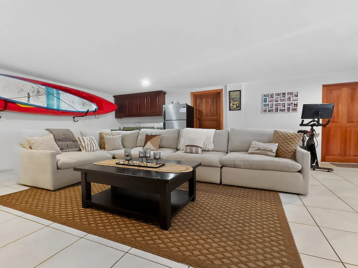 Villa Mango guest suite living room with furnished villa with guest apartment Playa Hermosa interior