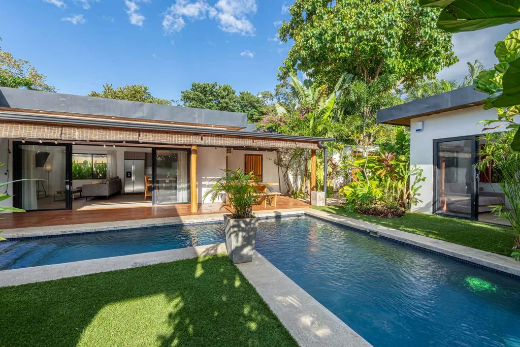 Modern single-story home with covered patio and swimming pool in Tamarindo, Guanacaste, Costa Rica